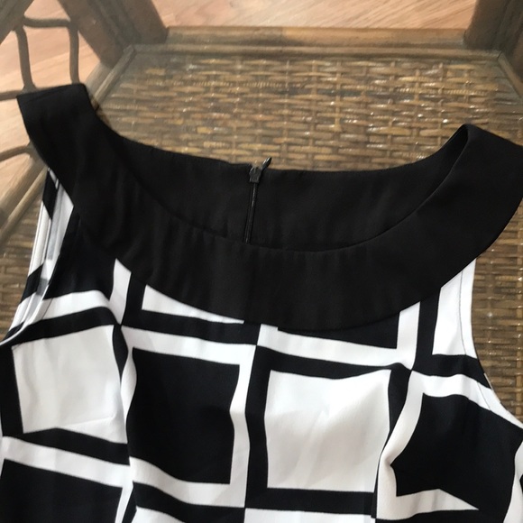 Dress - Picture 2 of 6